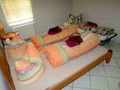 Ferienwohnung 5 - Schlafzimmer mit Zustellbett